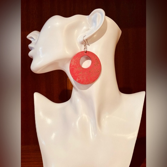 3/$15 - Pink Floral Engraved Wooden Hoop Earrings - Picture 2 of 6